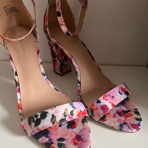 Madden Girl Dress Sandal in Floral Multi
